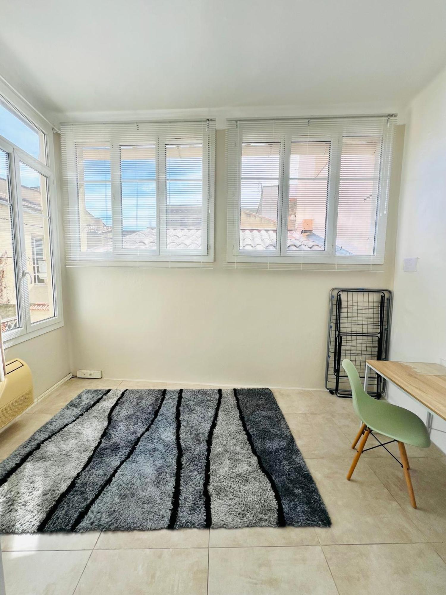 Appartement Le Théâtro à Orange  Extérieur photo
